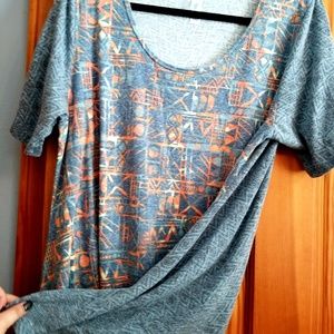 XL Lularoe Perfect T